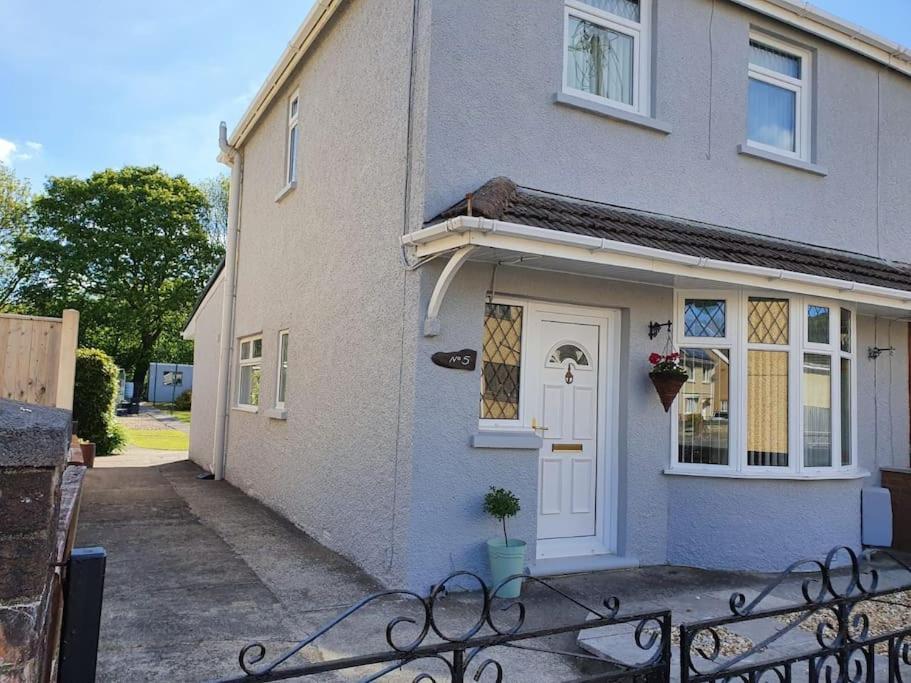 Mellte Avenue - Waterfalls House Pontneddfechan Экстерьер фото